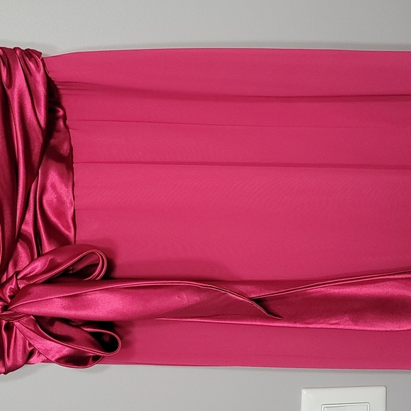 Hot Pink Satin & Chiffon Formal Dress, Size 14 - Picture 3 of 15